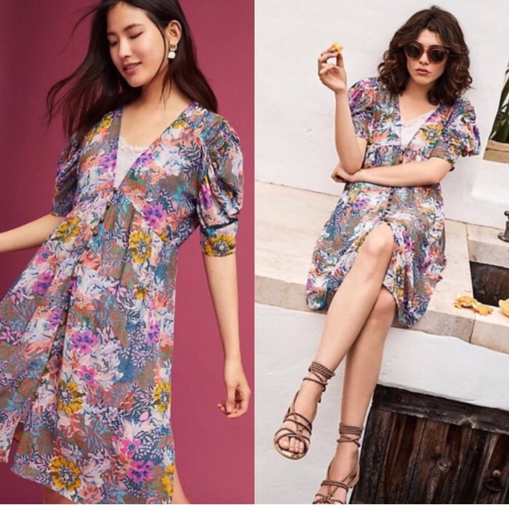 NWOT ANTHRO’s AKEMI+KIN VALENCIA FLORAL DRESS SZ MED